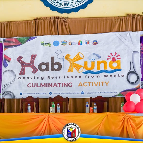 Poster: HabiKuna, Weaving Resilience from Waste, Culminating Activity, Naic, Cavite entablado na may banner