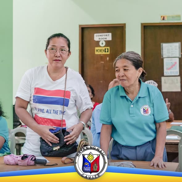 Mga dumalo habang nakikinig sa info-dissemination ng CSO Accreditation sa silid ng pagpupulong sa Naic