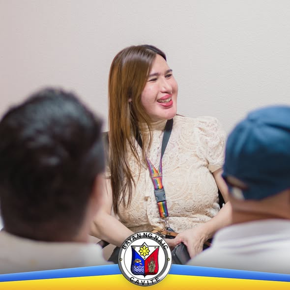Pag-uusap sa courtesy call kasama ang mga kalahok sa opisina ng Bayan ng Naic