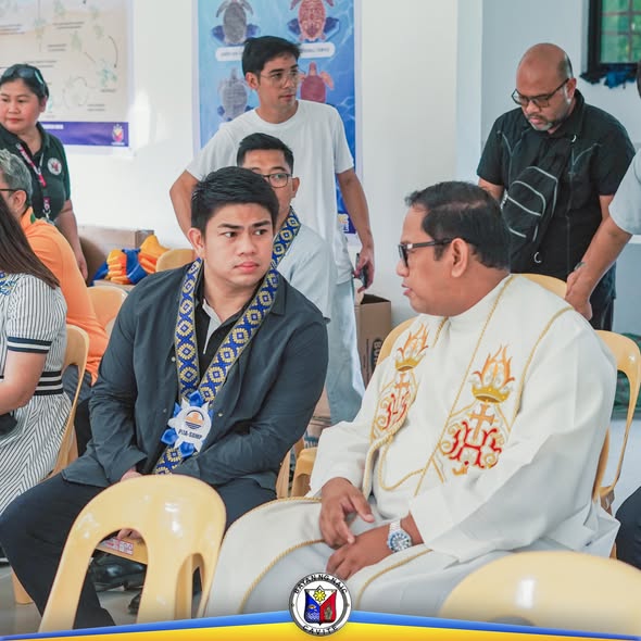 Mga opisyal na nag-uusap sa pagpapasinaya ng Naic Pawikan Hatchery sa CvSU Naic Mabulo Annex