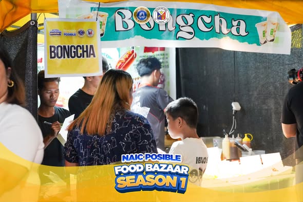 Mga bisita sa food stall na Bongcha sa Naic Posible Food Bazaar Season 1