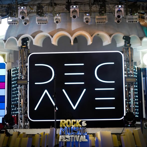 Poster: Naic Rock & Music Festival, entablado ng DECAVE sa Naic Town Plaza