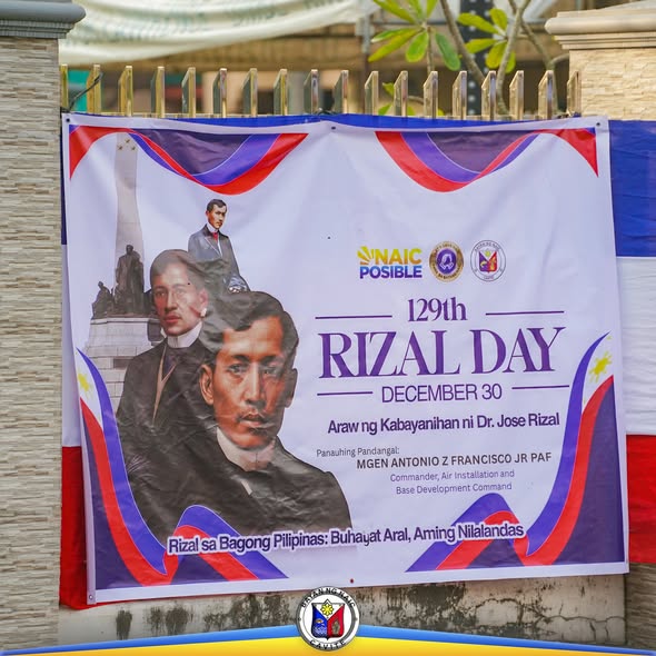 Poster: 129th Rizal Day, Disyembre 30, Naic. Araw ng Kabayanihan ni Dr. Jose Rizal, may mga larawan ni Rizal