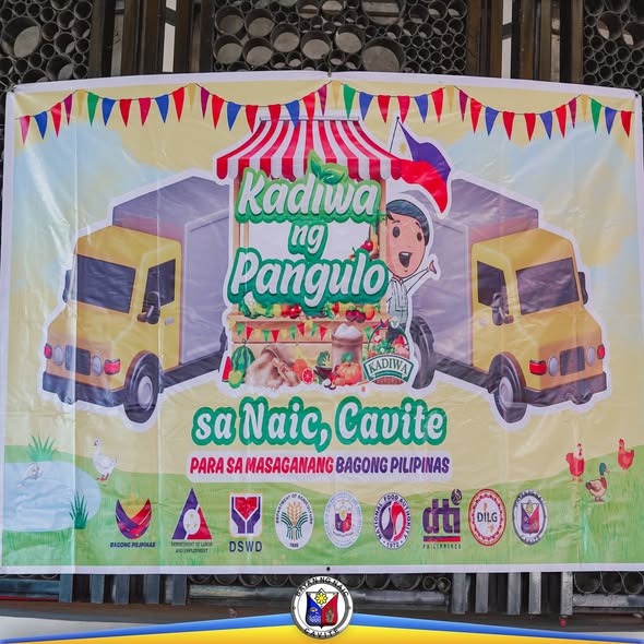Poster: Kadiwa ng Pangulo sa Naic, Cavite para sa masaganang Bagong Pilipinas, may mga trak at logo ng ahensya