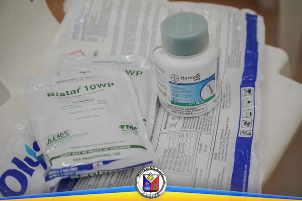 Mga produktong pangkontrol ng dengue gaya ng Bistar 10WP at Barcelo sa mesa