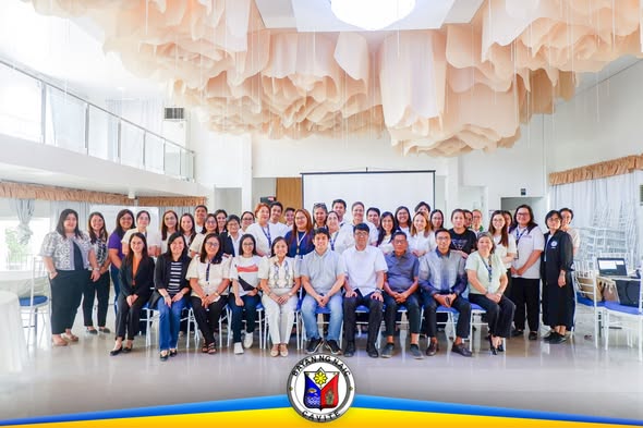 Grupo ng mga kalahok sa Revenue Code Seminar sa Torres Farm, Naic, Mayo 4, 2026